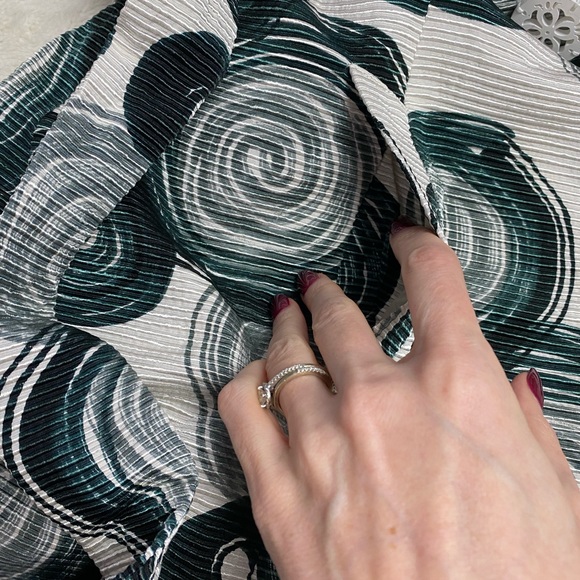 MaxMara Graphic Printed Trench Coat | 40 - Picture 10 of 11